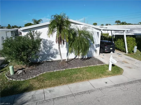 Fort Myers Beach, FL 33931,17510 Primrose CT