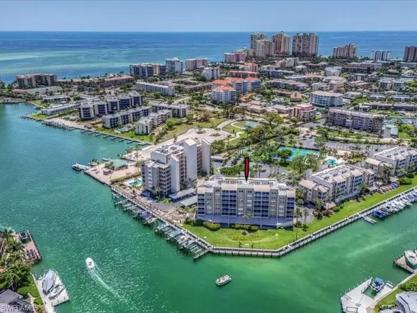 Marco Island, FL 34145,897 Collier CT #4-705