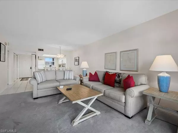 Marco Island, FL 34145,897 Collier CT #4-705