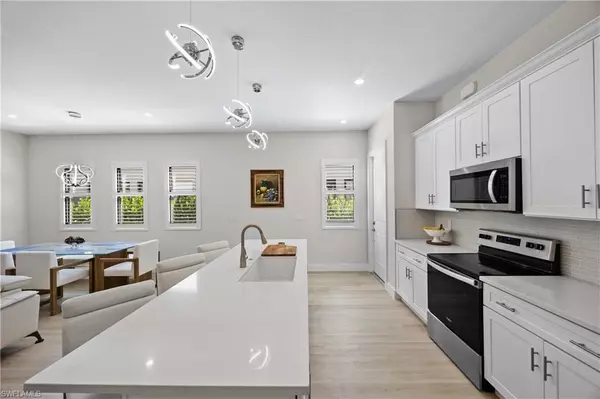 Naples, FL 34112,5832 Jasper WAY #5-102