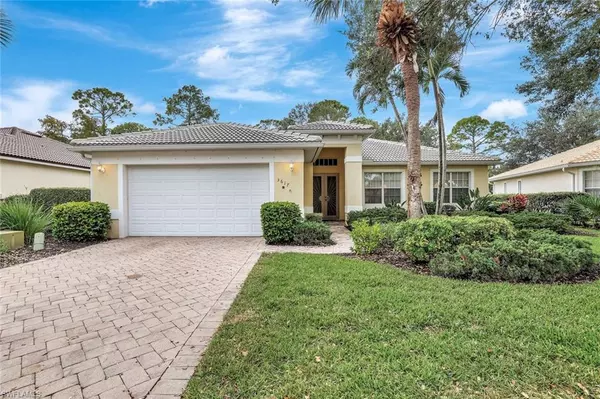 3617 Recreation LN, Naples, FL 34116
