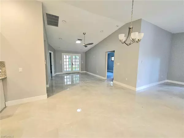 Fort Myers, FL 33908,17750 port boca CT