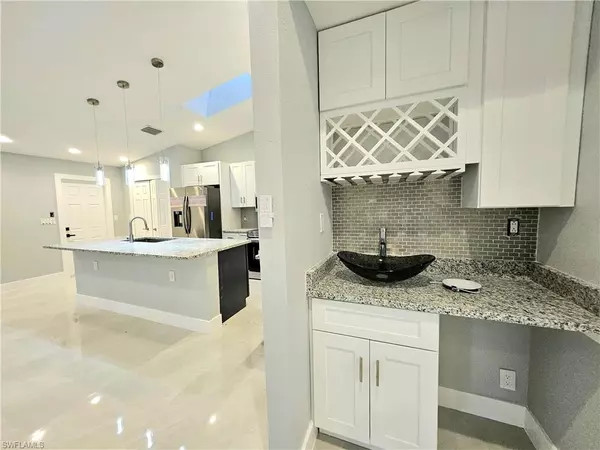 Fort Myers, FL 33908,17750 port boca CT