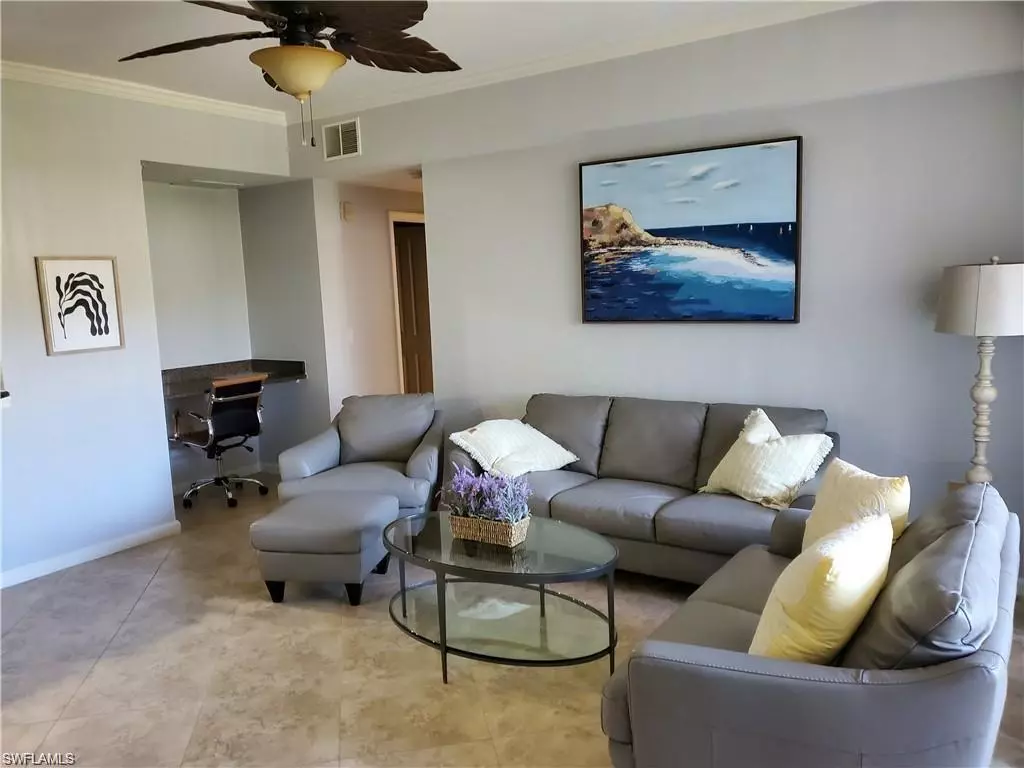 Naples, FL 34105,12930 Positano CIR #107