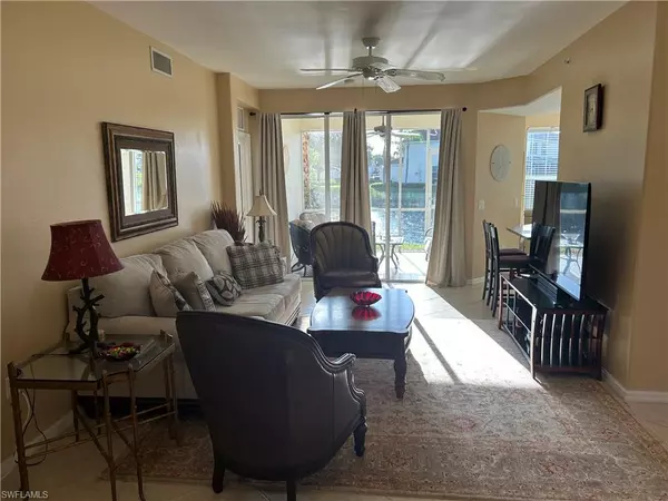 Naples, FL 34105,1390 Tiffany LN #2302