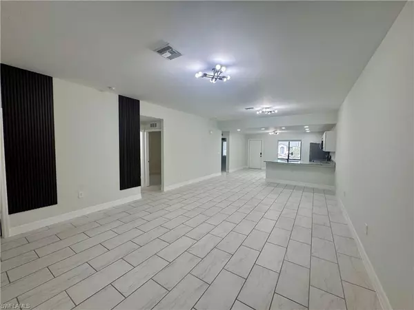 Fort Myers, FL 33967,7066 Babcock RD