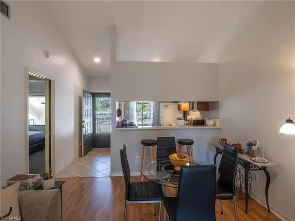 Naples, FL 34113,5857 Rattlesnake Hamm RD #204