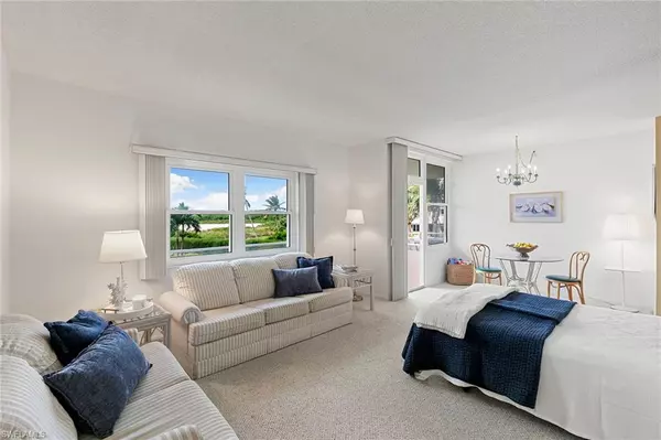 Marco Island, FL 34145,240 Seaview CT #203