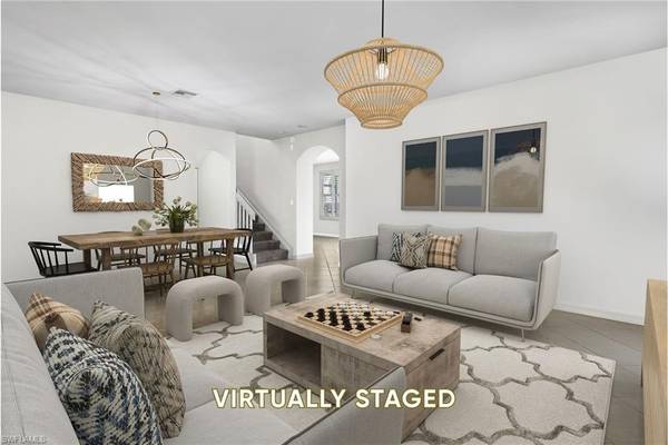 Naples, FL 34120,2088 Par DR