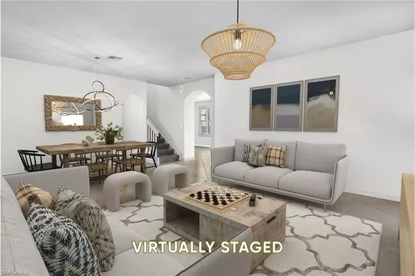 Naples, FL 34120,2088 Par DR