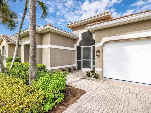 Naples, FL 34104,92 Glen Eagle CIR