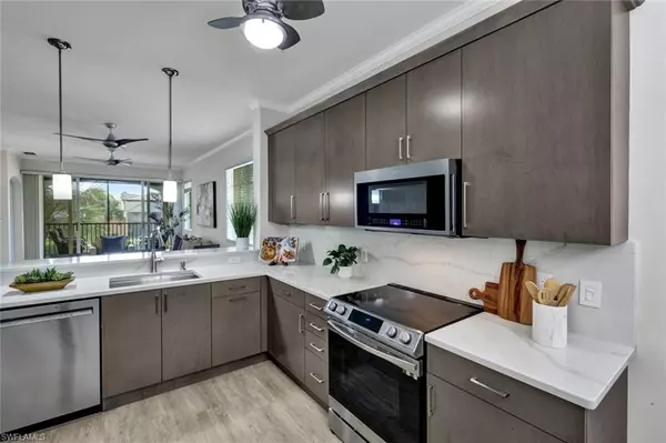 Estero, FL 33928,8597 Via Garibaldi CIR #208