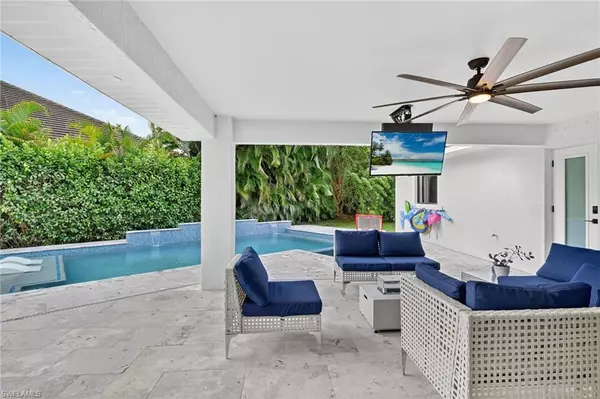 Naples, FL 34112,5270 Berkeley DR