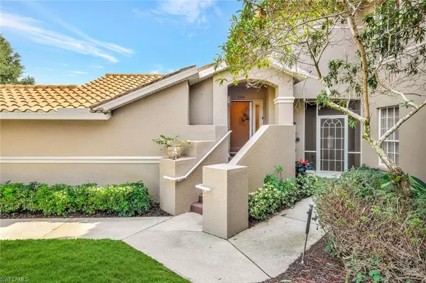 Naples, FL 34120,8225 Danbury BLVD #204