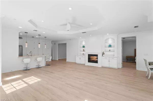 Naples, FL 34119,9653 Montelanico LOOP #104