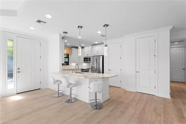 Naples, FL 34119,9653 Montelanico LOOP #104