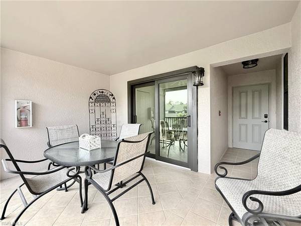 Naples, FL 34112,8355 Heritage Links CT #1624