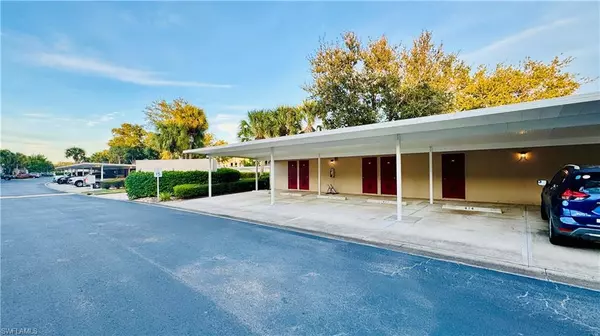 Estero, FL 33928,20030 Barletta LN #413