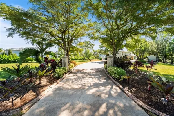 Fort Myers, FL 33908,7209 Hendry Creek DR