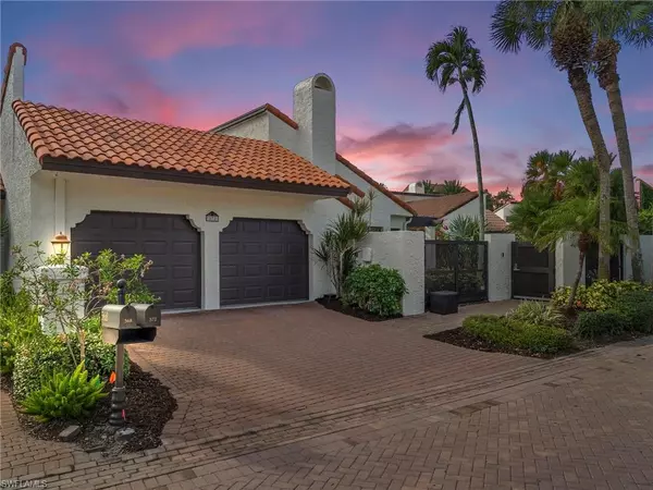 Naples, FL 34108,572 Tierra Mar LN #19