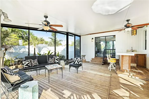 Naples, FL 34112,2918 Poplar ST