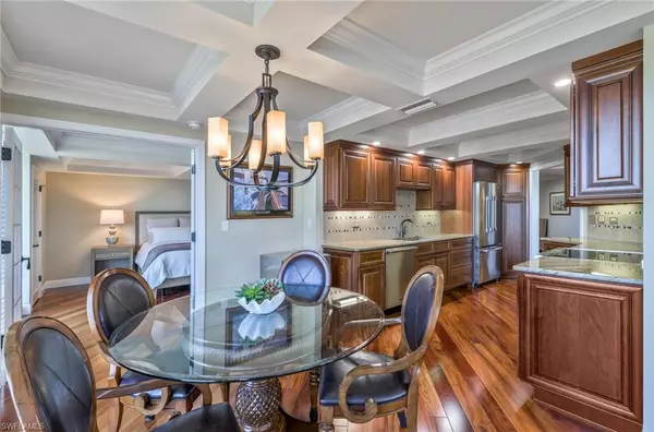 Naples, FL 34103,4901 Gulf Shore BLVD N #1203