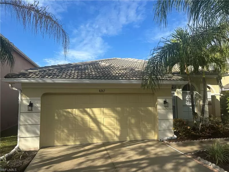 8267 Laurel Lakes WAY, Naples, FL 34119
