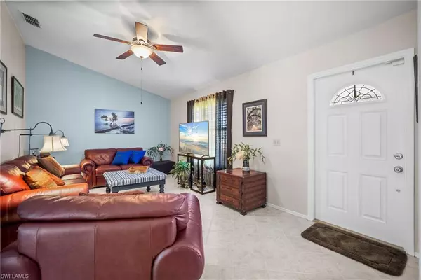 Cape Coral, FL 33991,641 SW 9th AVE