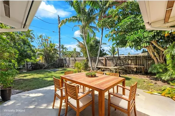 Naples, FL 34112,4862 Catalina DR