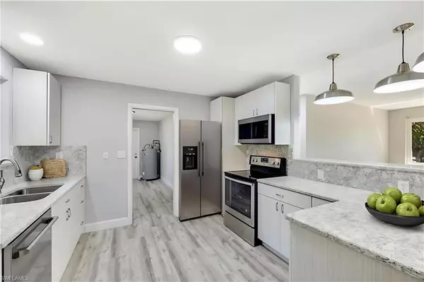 Naples, FL 34112,4862 Catalina DR