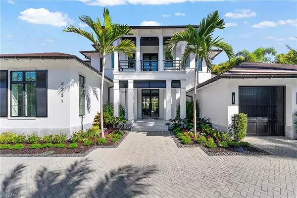 Naples, FL 34102,2231 Forrest LN