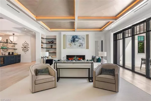 Naples, FL 34102,2231 Forrest LN