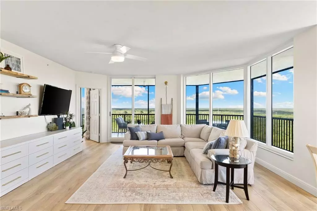 Naples, FL 34114,1065 Borghese LN #706