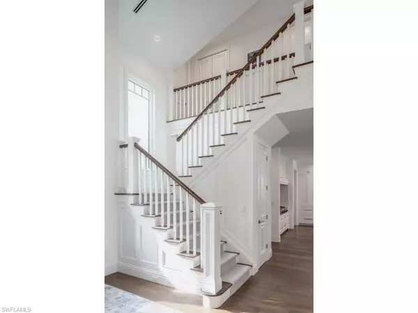 Naples, FL 34103,4042 Old Trail WAY