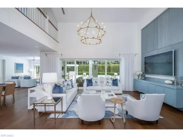 Naples, FL 34103,4042 Old Trail WAY