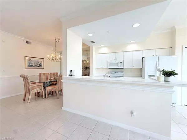 Naples, FL 34112,8555 Naples Heritage DR #217