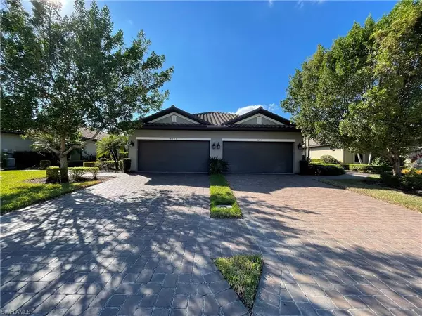 8217 Lucello TER W, Naples, FL 34114