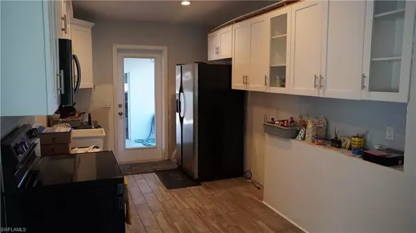 North Fort Myers, FL 33903,123 Standish CIR