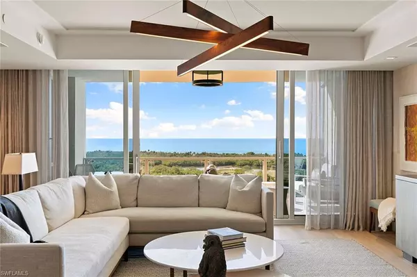 Naples, FL 34108,6897 Grenadier BLVD #902