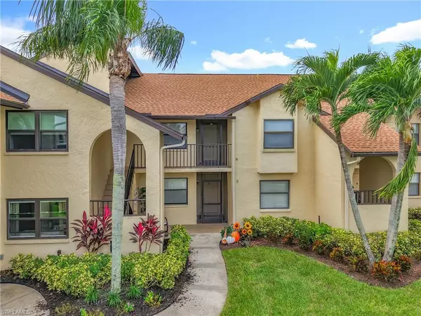 Fort Myers, FL 33919,8445 Charter Club CIR #8