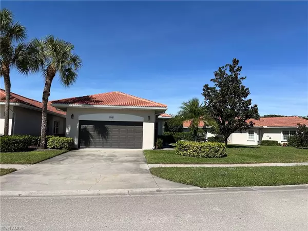 Naples, FL 34119,2081 Crestview WAY #A7