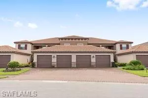 9402 Pocida CT #202, Naples, FL 34119