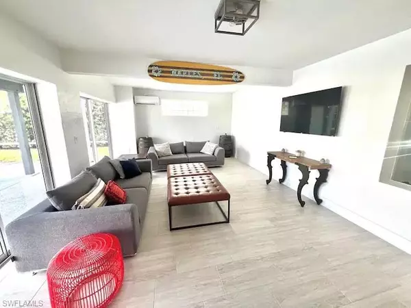 Naples, FL 34108,437 Trade Winds AVE