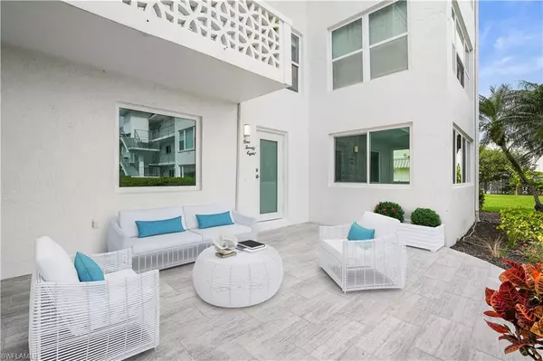 Naples, FL 34102,1100 8th AVE S #128H