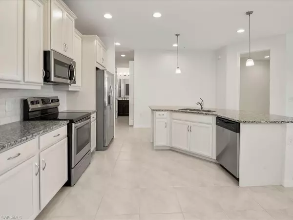 26139 Palace LN #202, Bonita Springs, FL 34135