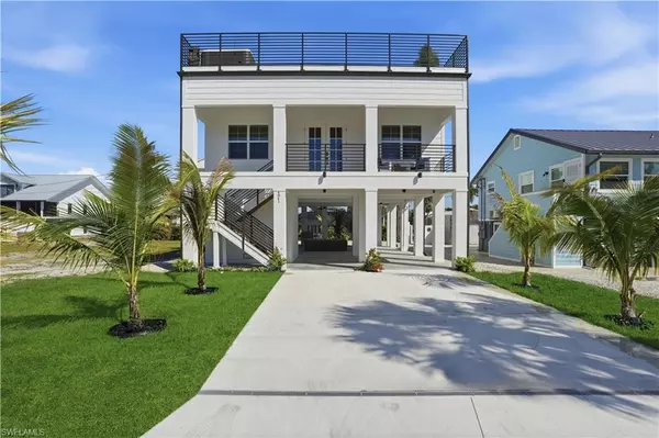 Fort Myers Beach, FL 33931,4841 Estero BLVD