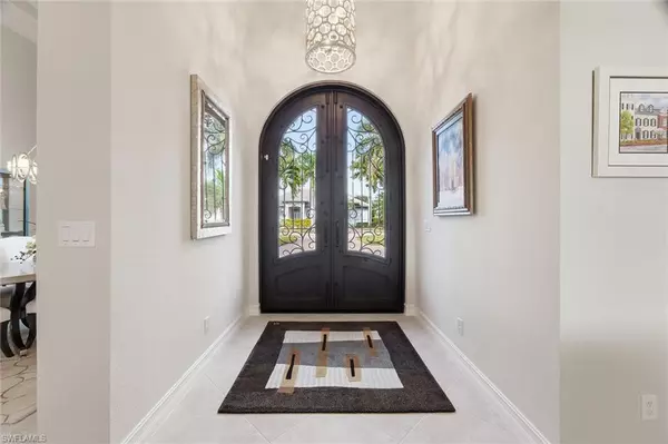 Naples, FL 34120,11908 Hedgestone CT