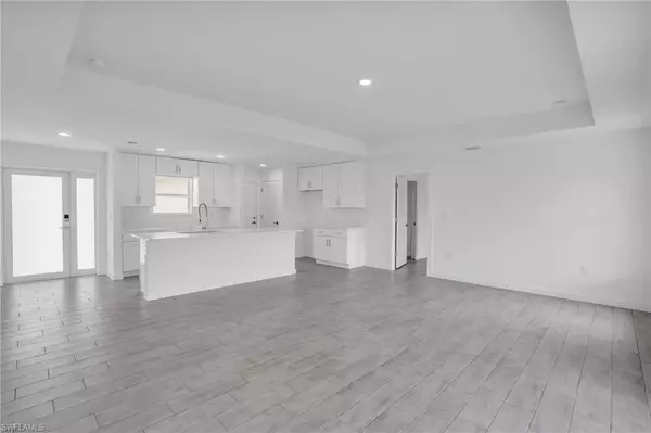 Lehigh Acres, FL 33976,2812 15th ST SW