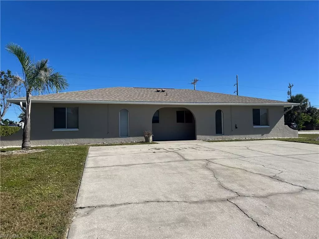 Cape Coral, FL 33990,2105 SE 15th PL