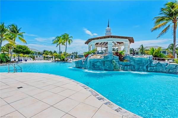 275 Indies WAY #901, Naples, FL 34110